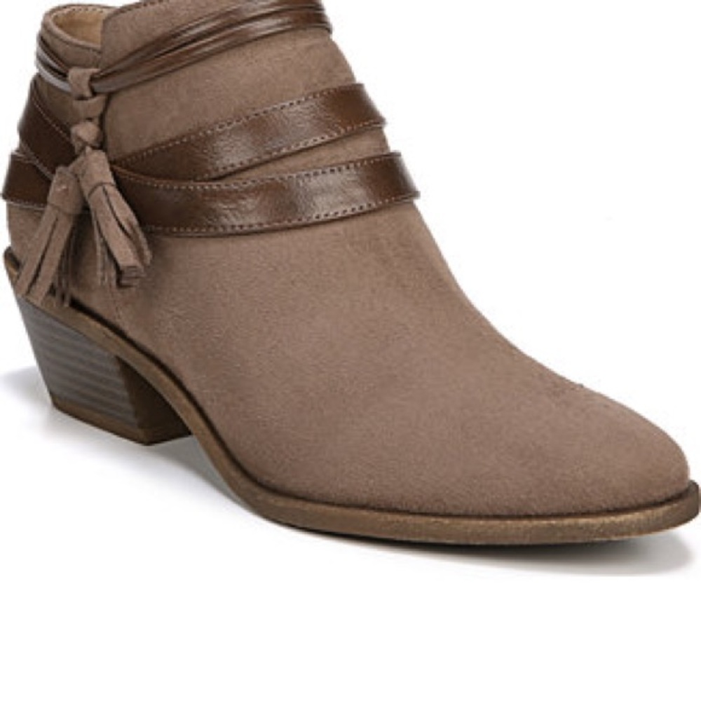 LifeStride Paloma Booties 9.5